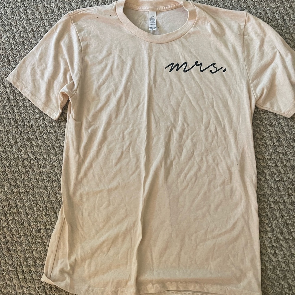 Mrs tshirt- light pink